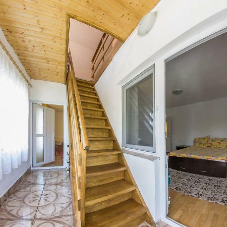 Casa De Vacanta Jeny Novaci-Străini Exteriér fotografie